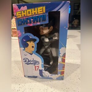 Shohei Ohtani Grey Jersey bobble head LA Dodgers